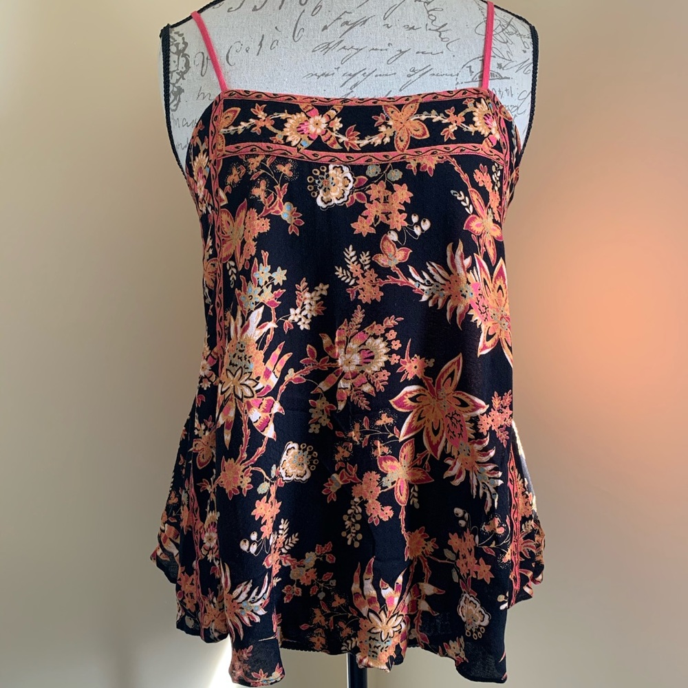 Free People floral tank size medium